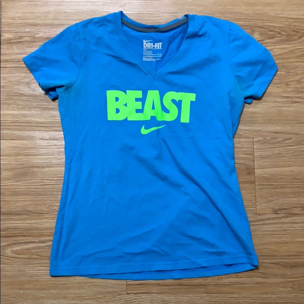 Nike Dri-Fit Slim Fit Tee